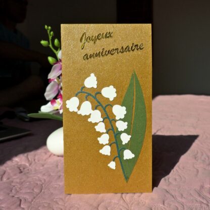 Exemple de la carte réalisée avec le kit Brin de muguet + message spécial Joyeux anniversaire