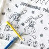 Détail set de table en tissu à colorier et lavable motifs lapins PAQUES création An'imato