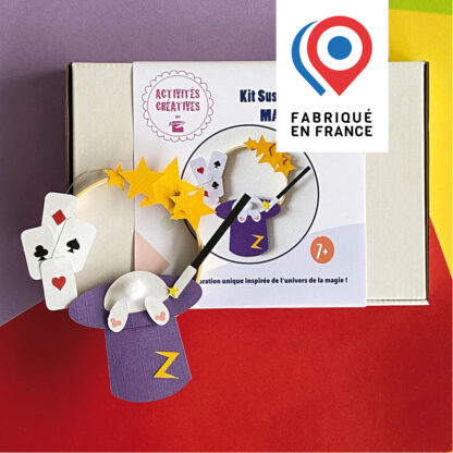 Kit cercle thème magie en papiers découpés imaginé par Anne Da Cunha-Guillegault pour la marque An'imato
