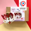 Kit cercle thème LOVE en papiers découpés avec cercle collé imaginé par Anne Da Cunha-Guillegault pour la marque An'imato