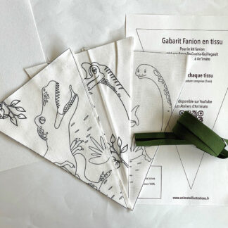 Kit pour coudre une guirlande dinosaures en tissu avec fanions à colorier - Une création imaginée par Anne Da Cunha-Guillegault en exclusivité pour la marque An'imato