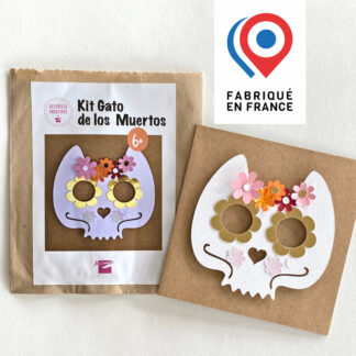 Carte à coller avec des éléments en papier sur le thème de la Dià de los Muertos imaginée par Anne Da Cunha-Guillegault pour AN'imato