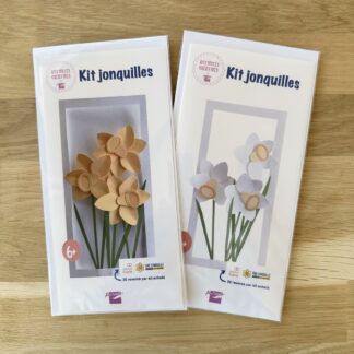 kits pour fabriquer 3 jonquilles en papiers découpés Design Anne Da Cunha Guillegault en exclusivité pour la marque An'imato avec don pour l'Opération une jonquille pour Curie. 2€ reversé pour chaque kit acheté